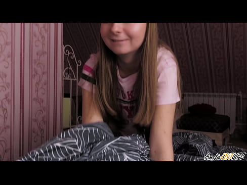 ❤️ Bidh Blondie a’ tarraing a BFF gu domhainn agus a’ faighinn cum na beul ❤  Pornografach  aig gd.https-tubsexer.ru